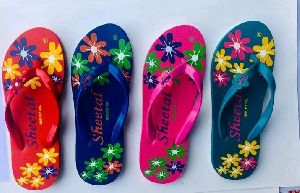 ladies-hawai-chappal_looking for distributors